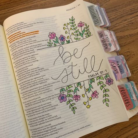 Bible Doodling Ideas, Things To Draw In Your Bible, This Bible Belongs To Page, Journal The Word Bible, Decorated Bible Pages, Doodle Bible, Bible Drawing Ideas, Bible Journaling Doodles, Bible Journaling In Bible