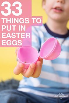 33 Things To Put In Your Kids Easter Eggs. No candy! Eggs For Toddlers, Easter Eggs Kids, Easter Baskets For Toddlers, Plastic Easter Eggs, Toddler Easter, About Easter, Easter Traditions, Cadeau Diy, Easter Dinner