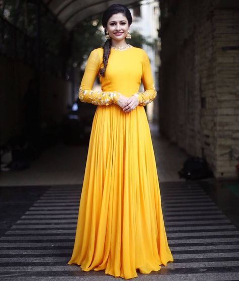 Yellow Frocks For Women, Yellow Gown Indian, Yellow Gown For Haldi, Frocks For Women, Semi Casual Dresses, Gown Indian, Frocks And Gowns, Designer Anarkali Dresses, Dresses Yellow