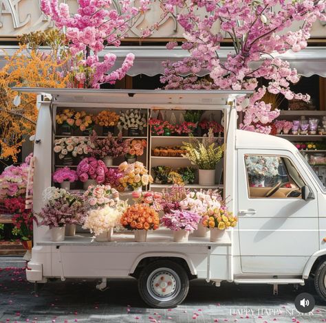 Pop Up Flower Shop, Flower Shop Aesthetic, Flower Truck, Boquette Flowers, Flower Business, Flower Cart, Flower Shops, Flower Bar, Nothing But Flowers