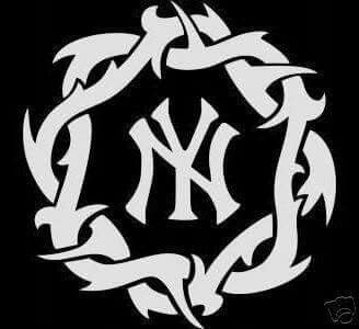 David Tattoo, Flower Stencils, Graffiti Text, Black And White Logo, New York Yankees Logo, Typographic Logo Design, Cartoon Character Tattoos, Yankees Logo, Work Stickers