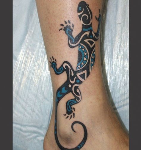 Cancun Tattoo, Gekko Tattoo, Leg Tattoos For Men, Thigh Band Tattoo, Gecko Tattoo, Lizard Tattoo, Best Leg Tattoos, Maori Tattoos, Tattoos Men