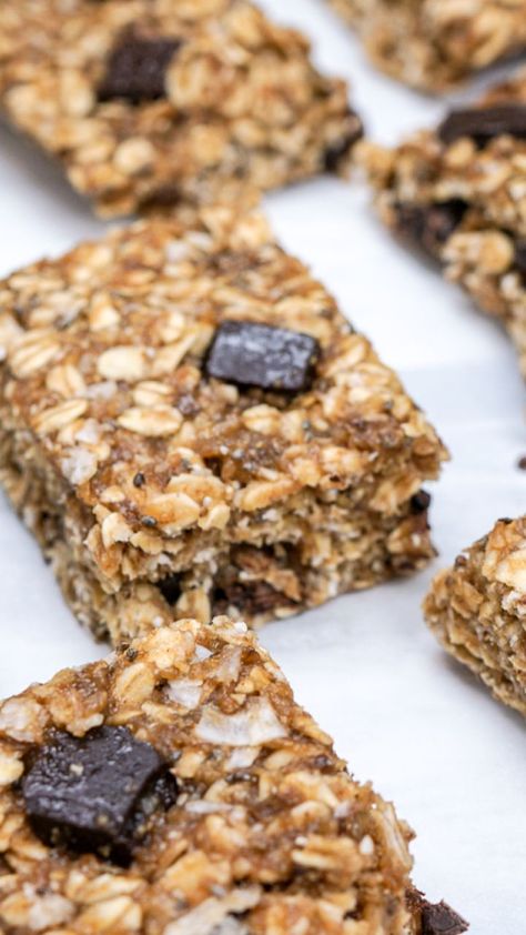 No Bake Peanut Butter Banana Oat Bars - Slender Kitchen Bars With Peanut Butter, Banana Oat Bars, Blueberry Oat Bars, Peanut Butter Banana Oats, Oatmeal Bars Healthy, Delicious Oatmeal, No Bake Oatmeal Bars, Peanut Butter Oatmeal Bars, Banana Toast