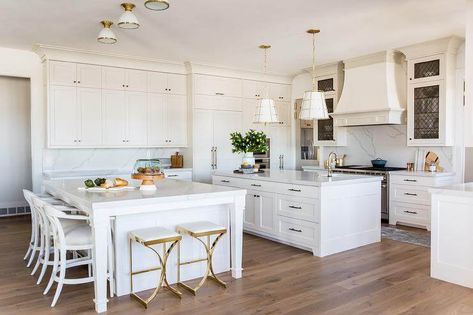 Sherwin Williams Snowbound Oakstone Homes, Sherwin Williams Snowbound, Casa Retro, Best White Paint, Kitchen Paint Colors, White Paint Colors, Coastal Kitchen, Kitchen Cabinet Colors, Kitchen Colors