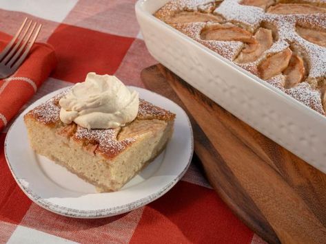 Get Spiced Apple Cake Recipe from Food Network - Giada de laurentiis Spiced Apple Cake, Apple Cake Recipe, Cinnamon Cake, Apple Cake Recipes, Giada De Laurentiis, Apple Desserts, Granny Smith Apples, Piece Of Cake, Spiced Apples