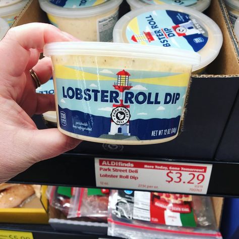 Aldi's Lobster Roll Dip Is Already A Big Hit Lobster Dip, Crab Rangoon Dip, Food Shopping List, Aldi Recipes, Crab Rangoon, Sandwich Shops, The Crab, Lobster Roll, Dip Recipes