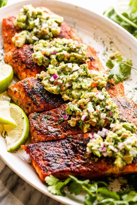 Salmon With Guacamole, Seafood Thanksgiving, Diethood Recipes, Tropical Recipes, Grilled Salmon Recipe, Grilled Salmon Salad, Salmon With Avocado, Avocado Salsa Recipe, Salmon With Avocado Salsa