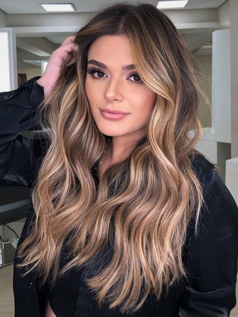 Sun-Kissed Balayage Hair Honey Caramel Balayage On Light Hair, Caramel To Blonde Balayage, Light Honey Brown Hair With Highlights, Light Brown Hair With Highlights Caramel Honey Brunettes, Honey Bronde Haircolor, Beige Blonde Balayage, Light Brown Balayage, Balayage Long Hair, Honey Balayage