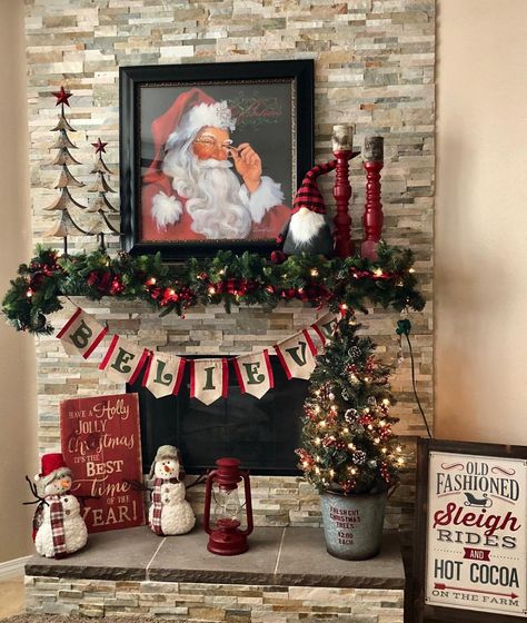 Diy Christmas Mantel Decor, Diy Christmas Mantel, Diy Christmas Fireplace, Christmas Fireplace Decor, Dekor Diy, Christmas Mantel Decorations, Cottage Christmas, Christmas Mantle, Christmas Fireplace