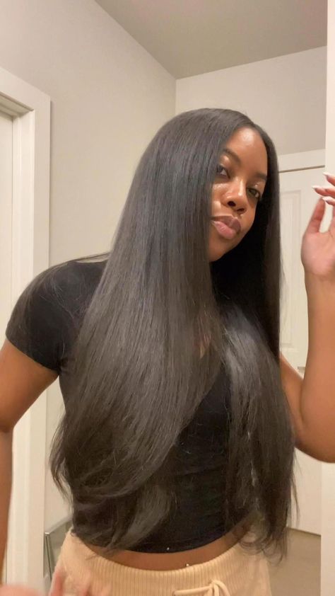 Long Straightened Natural Hair, Long Straight Natural Hair, Silk Press At Home, Silkpress Hairstyles, Silk Press On Natural Hair, Long Relaxed Hair, Straight Natural Hair, Long Straight Black Hair, Healthy Black Hair