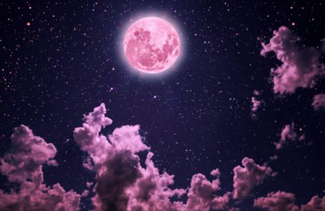 Lluvia de estrellas y superluna rosa, entre los eventos astronómicos para abril 2021 - Formato Siete Online Psychic, Moon Clouds, Pink Moon, Fantasy Art Landscapes, Stars At Night, Star Sky, Night Aesthetic, Photo Backgrounds, Spiritual Awakening