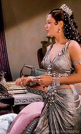 Movie Fashion Outfits, Samson And Delilah, Vintage Editorials, Edith Head, Hedy Lamarr, Gown Pattern, Lace Bandeau, Period Costumes, Beautiful Gowns