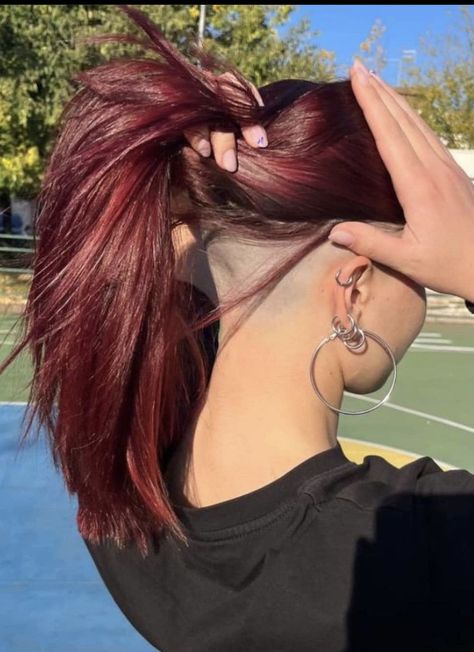 Undercut Red Hair, Undercut And Bangs, Red Hair Undercut, Nape Undercut Designs, Undercut Ideas, Undercut Bob Haircut, Weird Haircuts, Undercut Hair, Forced Haircut