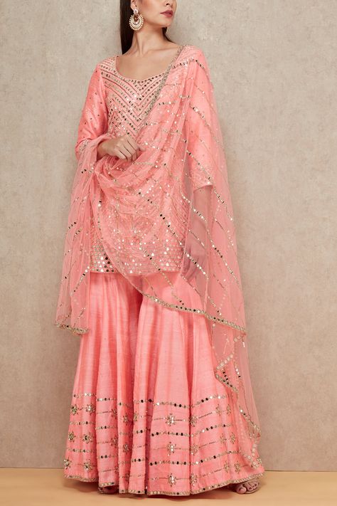 Pink mirrored sharara set - Abhinav Mishra - Designers Sarara Dress, Abhinav Mishra, Gharara Designs, Orang India, Sharara Designs, Gaun Fashion, Pakistani Dresses Casual, Pakistani Fashion Party Wear, Sharara Suit