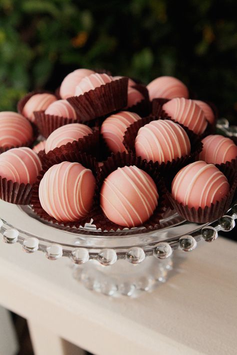 Wedding Truffles, Pink Truffles Recipe, Pink Truffles, Truffle Flavors, Strawberry Cake Truffles, Pink Champagne Truffles, Sweet Sixteen Candy Bar, Rose Truffles, Sweet Truffles