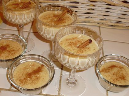 Arroz con Leche Recipe Natilla Recipe, How To Make Flan, Rice Puddings, Cuban Desserts, Recetas Puertorriqueñas, Flan Cake, Cuban Dishes, Bread Puddings, Cuban Cuisine