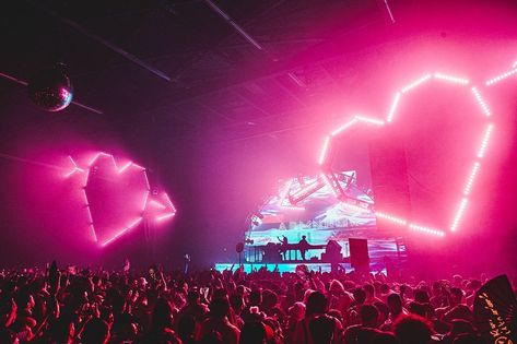 Disco Heart, Nocturnal Wonderland, Stage Art, Work Images, Edm Festival, Stage Set, Light Design, 2024 Vision, Retro Futurism