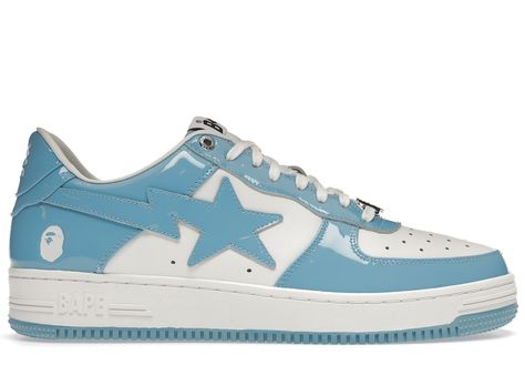 Men's A Bathing Ape Bape Sta Low Sneakers in Blue/White. Mens Trainers Fashion, Bape Shoes, Bape Sneakers, Bape Sta, Ape Bape, Dr Closet, Orange Camo, Black And White Baby, Blue Camouflage