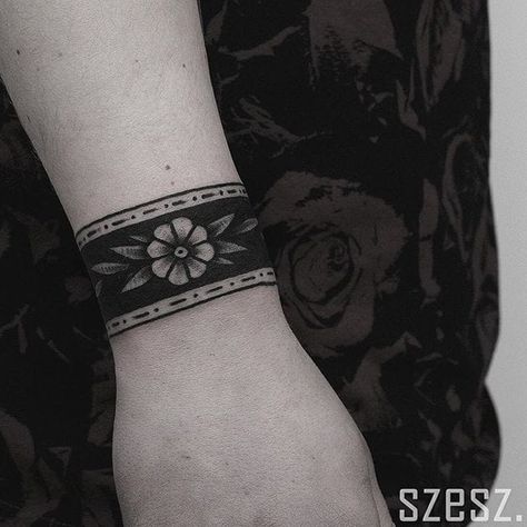 Arm Cuff Tattoo, Wrist Band Tattoo, Armband Tattoos For Men, Cuff Tattoo, Blackout Tattoo, Arm Band Tattoo, Tattoo Bracelet, Maori Tattoo, Band Tattoo