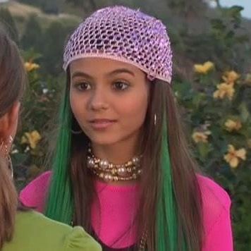 Lola Martinez, Zoey 101, Victoria Justice, 2000s Fashion, Nickelodeon, Celebrity Crush, Dyed Hair, Photo And Video, Instagram Photos