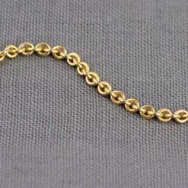 Types of Necklace Chains : How to Choose Between the Different Chain Styles : Arden Jewelers Types Of Necklace Chains, Types Of Necklace, Vertical Bar, Figaro Chains, Flexible Design, Rolo Chain, Box Chain, Rope Chain, Snake Chain