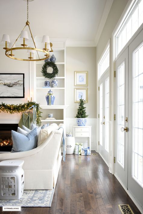 Blue Winter Decor Living Rooms, Grandmillenial Sitting Room, Coastal Christmas Living Room, Christmas In The Hamptons, Serena And Lily Christmas, Blue Green Christmas Decor, Blue And Green Christmas Decor, Grand Millennial Living Room, Grandmillenial Living Room