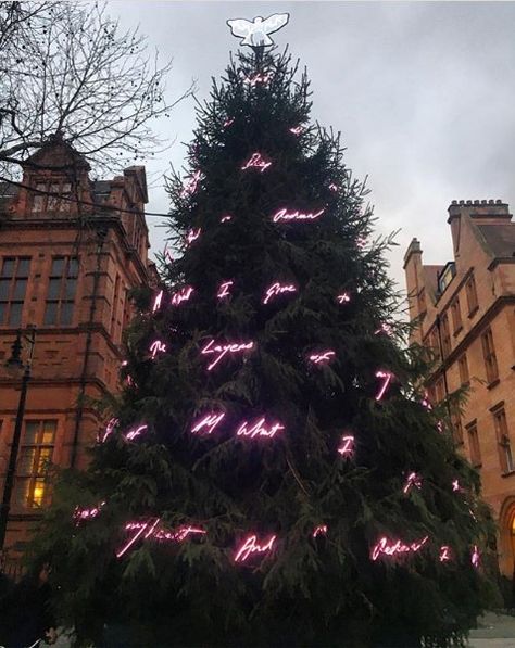 Luxury Christmas Decor, Tracey Emin, The Greatest Gift, Most Luxurious Hotels, Fun Christmas Decorations, Winter Wonderland Christmas, Christmas Inspo, Merry Christmas To You, Christmas Tree Design