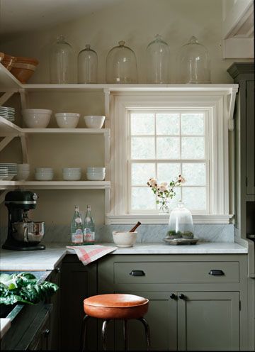 Country Kitchen Grey Kitchens, Kitchen Decorating, Cottage Kitchen, Kitchen Shelves, Country Kitchen, Dream Kitchen, Kitchen Renovation, Open Shelving, Kitchen Inspirations