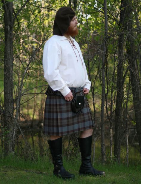 OUTLANDER Phillabeg Authentic Premium Wool Tartan Irish Kilt, Outlander Style, Great Kilt, Wool Tartan Fabric, Tartan Clothing, Scottish Style, Gender Fluid Fashion, Kilt Skirt, Highland Games