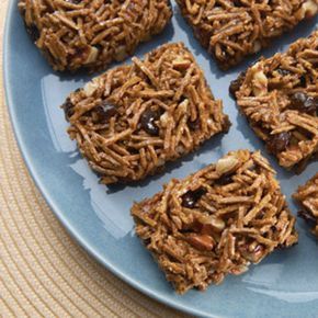 These yummy no-bake bars are easy to make and even easier to eat! Chewy-gooey with peanut butter, honey, raisins and All-Bran® cereal, they're a delicious way to boost your intake of fiber. The perfect take-along snack to keep you going all day! Raisin Bars, Fish Breading, Bran Cereal, Healthy Cereal, Cereal Bars, No Bake Bars, Breakfast Bars, Healthy Ideas, Beef Stroganoff