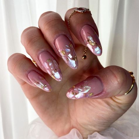 Crushed Seashell Nails, Crushed Shell Nails, Encapsulated Shell Nails, Oyster Shell Nails, Abalone Shell Nails, Nails With Shells, Shells Nails, Shell Nails, Seashell Nails