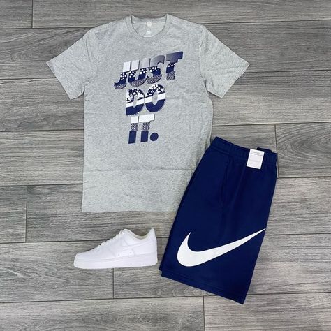 Nike Outfits Men, Ensemble Nike, Estilo Nike, Summer Swag Outfits, Nike Airforce1, Nike Clothes Mens, Custom Sneakers Diy, Air Nike, Ralph Lauren Menswear