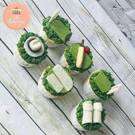 Cricket Theme Cupcakes, Cricket Theme Cake, Cake Bento, Theme Cupcakes, Cricket Lover, Bento Cake, Theme Cake, Christmas Cupcakes, Themed Cupcakes