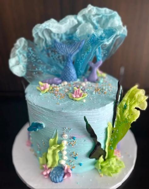 Rice Paper Waves Cake, Under The Sea Cake Ideas, 2024 Cake, Beach Birthday Cake, Ocean Cake, Wave Cake, Under The Sea Cake, Ariel Cake, Sea Cake