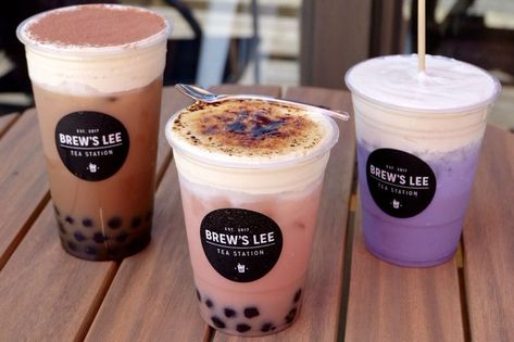 Lychee Bubble Tea, Bubble Tea Menu, Rose Milk Tea, Cheese Tea, Tea Flavors, Vietnamese Dessert, Cell Phone Store, Milk Tea Recipes, Soup Dumplings