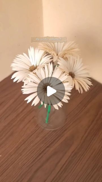 Crafts Unlimited on Instagram: "Great idea to decor your room 😍🥀
#diy #craft #crafts #DIY #Crafting#handmade #diyprojects #craftideas #creativecrafts #homemade #Crafty
#upcycling #doityourself #craftersofinstagram #handmadewithlove #craftylife #diycrafts #recyclecrafts #viral #trending #imstagood #instagram" Tissue Paper Daisy Flowers Diy, Paper Diy Crafts Room Decor, Handmade Paper Flower, Simple Flower Craft, Homemade Room Decor, Handmade Room Decor, Homemade Flowers, Flower Making Crafts, Halloween Diy Paper