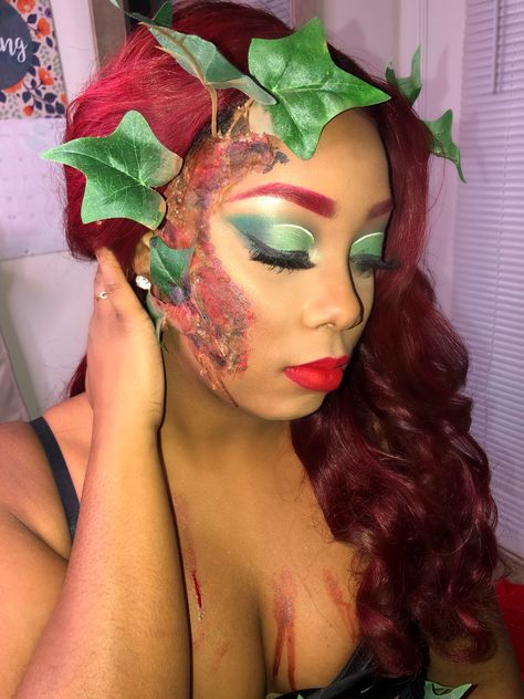 Halloween Makeup Poison Ivy Halloween, Ivy Makeup, Poison Ivy Makeup, Up Halloween, Poison Ivy, Halloween Makeup, Halloween Face, Ivy, Face Makeup