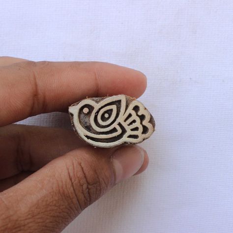 Lotus Fabric, Wood Printing Blocks, Soap Stamping, Stamp Carving, Fabric Stamping, Stamp Blocks, Wooden Stamps, Indian Block Print, Precious Metal Clay