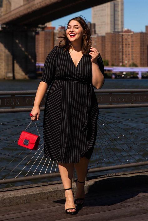 Plus Size Tips, Big Size Dress, Plus Size Looks, Plus Size Summer Outfits, Trendy Plus Size Fashion, Look Plus Size, Elegant Skirt, Outfit Trends, Plus Size Models