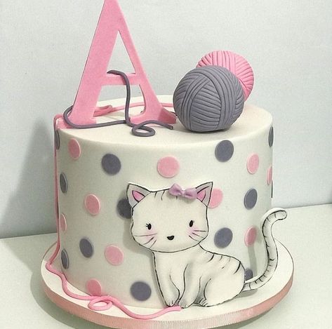 Mai kar tha hu na 🙄☹️😅 buss na abi tum muhje Dara rahi ho hardika Kitten Cake, Kitten Birthday Party, Colorful Birthday Cake, Birthday Cake For Cat, Cat Themed Birthday Party, Kitten Party, Kitten Birthday, Cat Birthday Party, Animal Cakes