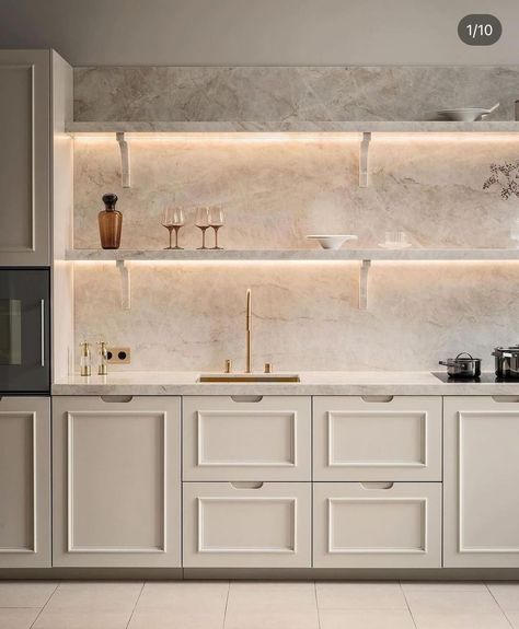 Dream Kitchen Cabinets, Marble Interior, Dream Kitchens Design, Ikea Cabinets, Elegant Kitchens, Chic Kitchen, Kitchen Inspiration Design, Kitchen Tops, White Cabinets