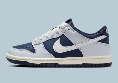 Ice Blue Nike Dunks, Ice Blue Dunks, Nike Obsidian, Low Top Nikes, 2024 Shoes, Nike Shoes Blue, Blue Obsidian, Air Force Shoes, Nike Shoes Air Force