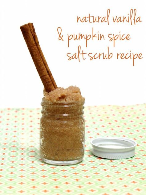 Natural Vanilla & Pumpkin Spice Salt Scrub Recipe Pumpkin Spice Body Scrub, Scrubs Diy, Nutmeg Powder, Salt Scrub Recipe, Vanilla Body Butter, Body Scrub Recipe, Autumn Skincare, Homemade Scrub, Diy Rose