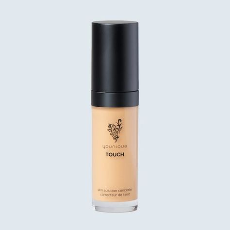 Younique Concealer, The Best Concealer, Younique Foundation, Spray Foundation, Makeup Stand, How To Apply Concealer, Best Concealer, Full Coverage Concealer, Concealer Makeup