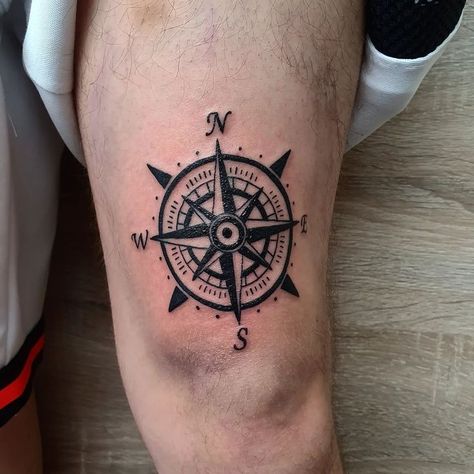 Traditional Compass Rose Tattoo, Compass Tattoo Design Men Leg, Compass Tatoos Men Arm, Compass Tattoo Design Men Forearm, Old Compass Tattoo, Mens Compass Tattoo, Simple Tattoos Men Leg, Forearm Compass Tattoo, Norse Compass Tattoo