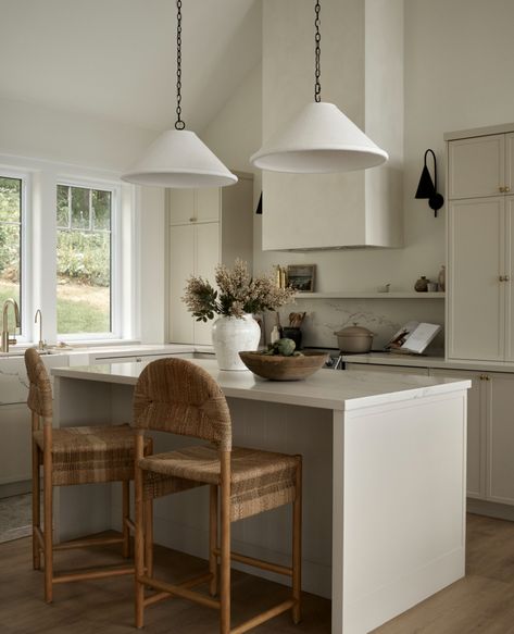 Reformcph Kitchen, Best Kitchen Cabinet Paint, Tiffany Leigh Design, Villa Interior, Painted Kitchen Cabinets Colors, Neoclassical Interior, Prince Edward County, Kitchen Cabinet Colors, Prince Edward