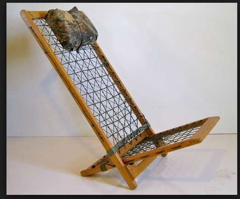 Parachord chair Paracord Chair, Manly Home Decor, Collapsible Chair, Diy Projects For Men, Woodworking Projects Furniture, Paracord Projects, Camping Chairs, Diy Chair, Woodworking Skills