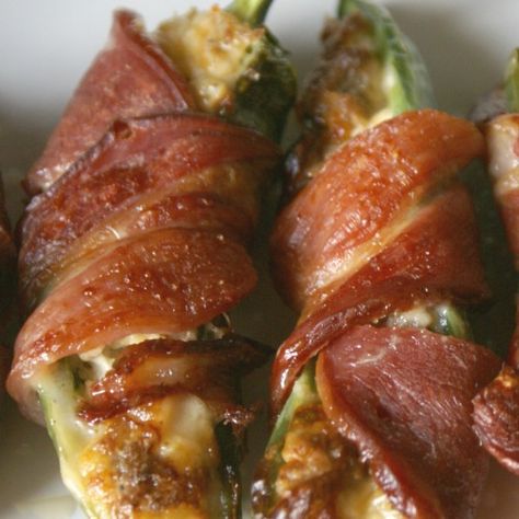 Jalepeno Stuffed Peppers Bacon Wrapped, Wedding Food Appetizers, Jalapeno Recipes Appetizers, Jalapeno Poppers With Sausage, Smoked Chicken Breast Recipe, Bacon Recipes Breakfast, Stuffed Jalapeños, Bacon Wrapped Sausages, Bacon Recipes For Dinner