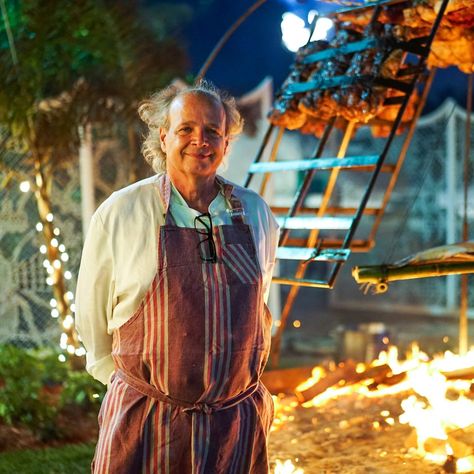 How to Throw a Barbecue Like Argentinian Grill Master Francis Mallmann | GQ Francis Mallman, Barbeque Sides, Argentinian Grill, Wood Fired Oven Recipes, Asado Grill, Barbecue Recipes Grill, Backyard Bbq Grill, Vegetarian Grilling, Cooking Over Fire