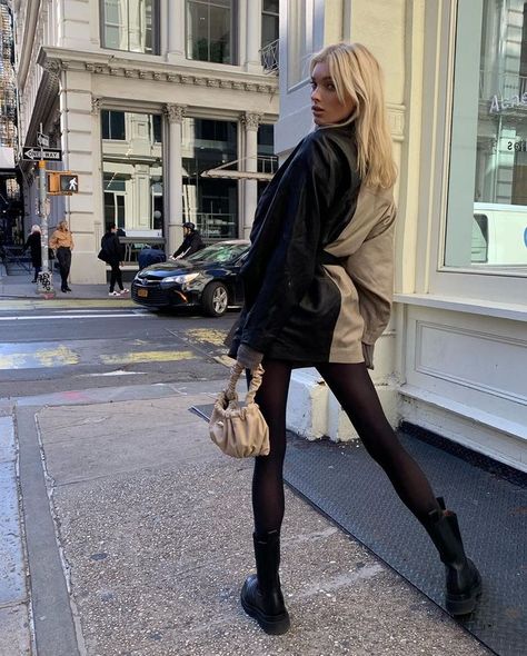 From Alexa to SJP, These Celebs Have Cracked the Winter Style Code Celebrity Winter Style, Fashion Blogger Style, Looks Street Style, Alexa Chung, Looks Chic, Mode Inspo, Fall Fashion Outfits, New Yorker, Look Fashion